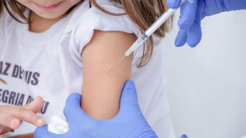 Capital ultrapassa 70% de cobertura vacinal contra a Covid-19 em crianças de 5 a 11 anos
